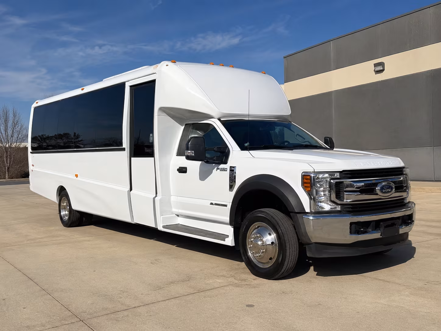 minibus wine tour rentals for midsize groups around odessa